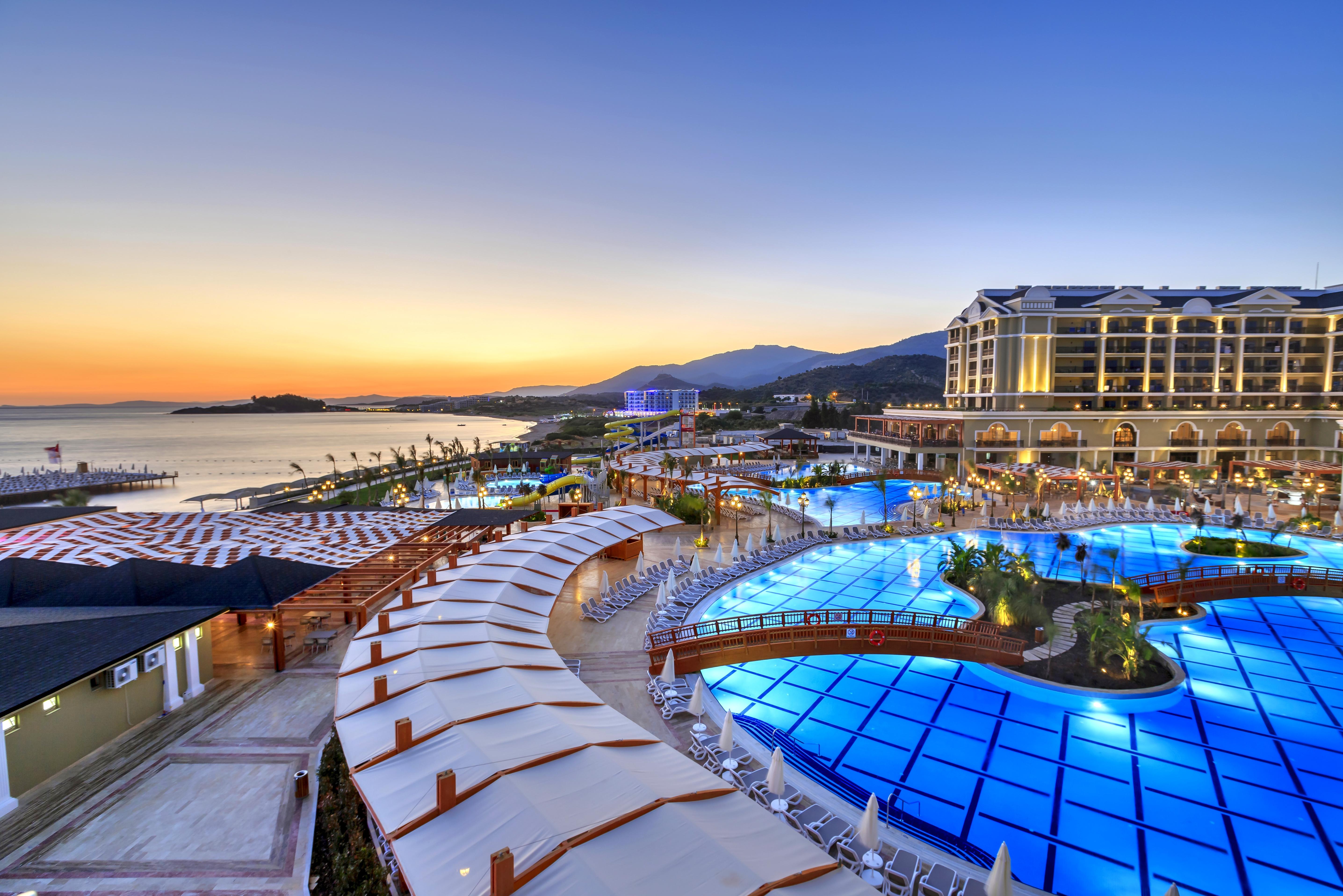 Sunis Efes Royal Palace Resort & Spa Özdere Eksteriør billede