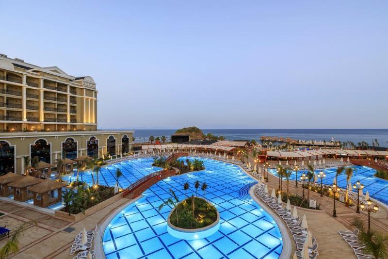 Sunis Efes Royal Palace Resort & Spa Özdere Eksteriør billede